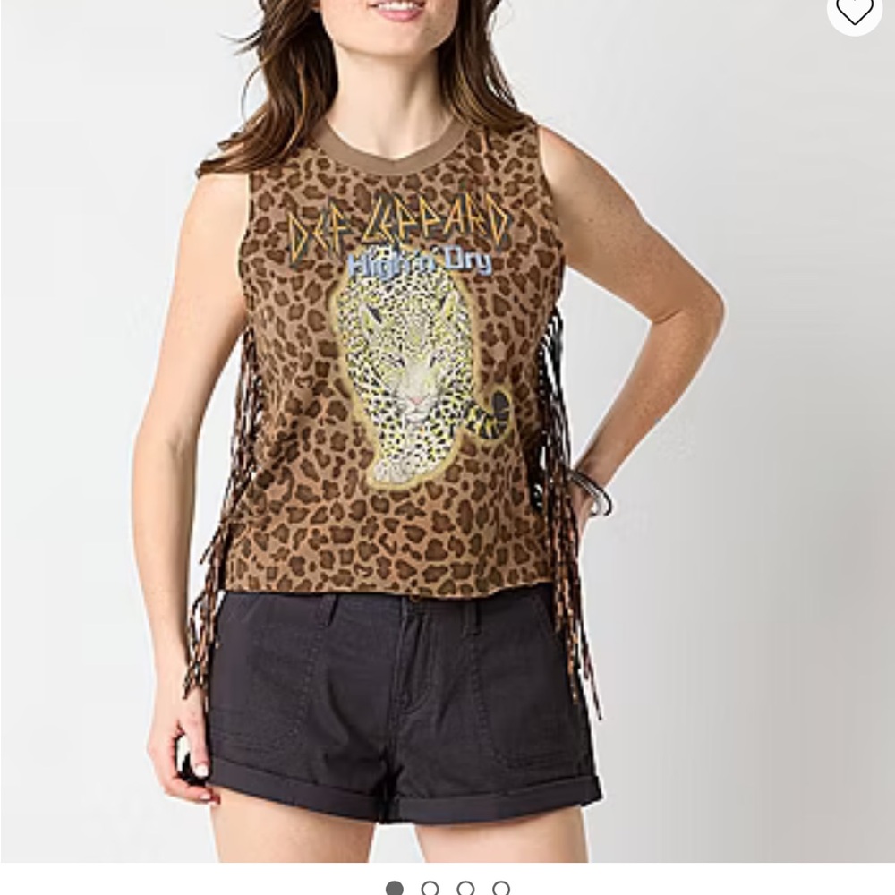 Leopard Graphic Fringe Muscle Tee